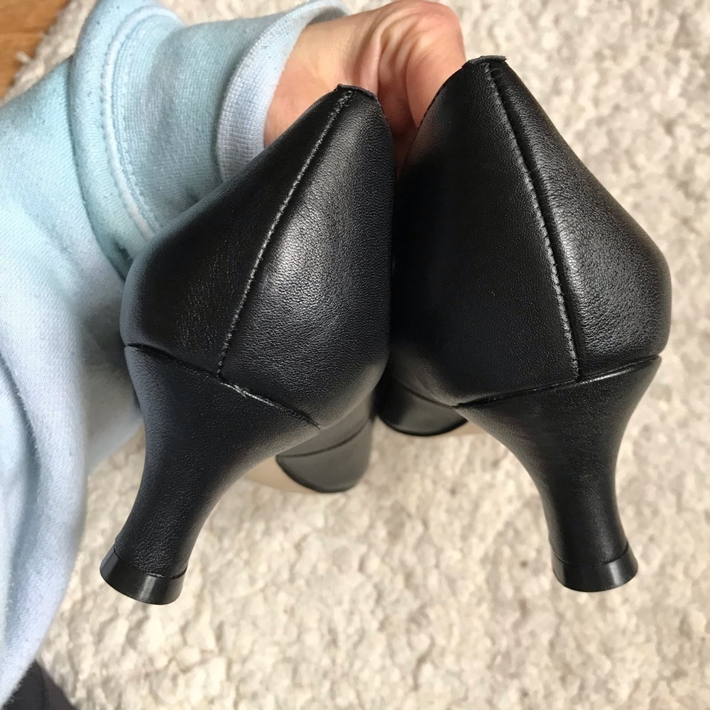 ARRAY Classic Solid Black Leather FLATTER Size 9.… - image 7